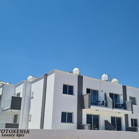 Fotoxenia Luxury Apts Paralímni Eksteriør bilde