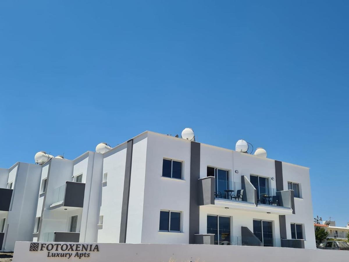 Fotoxenia Luxury Apts Paralímni Eksteriør bilde