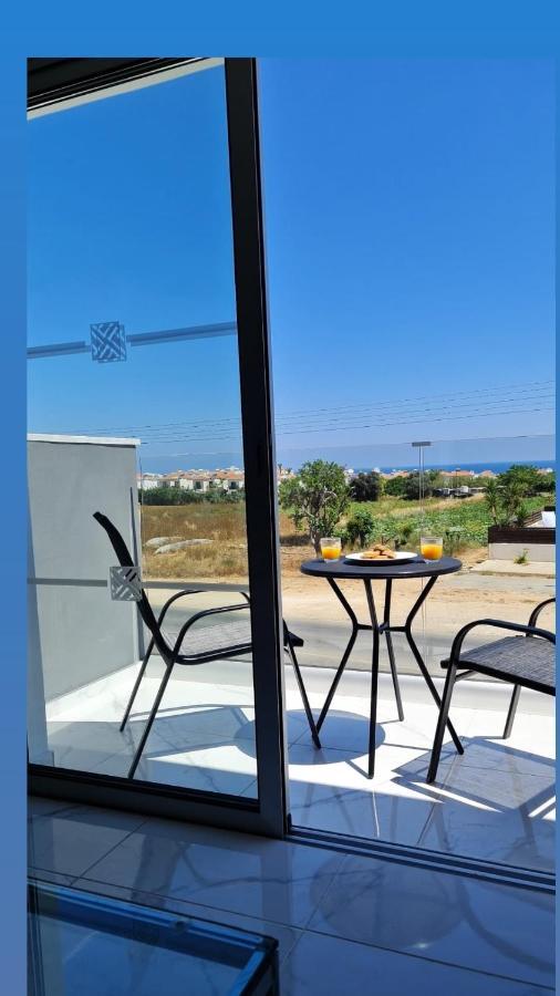 Fotoxenia Luxury Apts Paralímni Eksteriør bilde