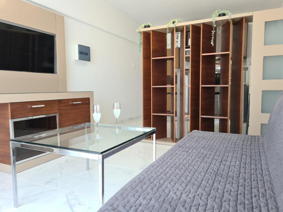 Fotoxenia Luxury Apts Paralímni Eksteriør bilde