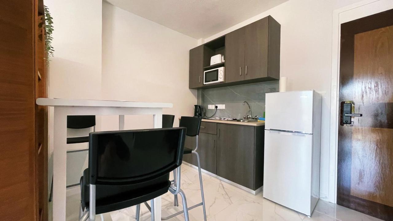 Fotoxenia Luxury Apts Paralímni Eksteriør bilde